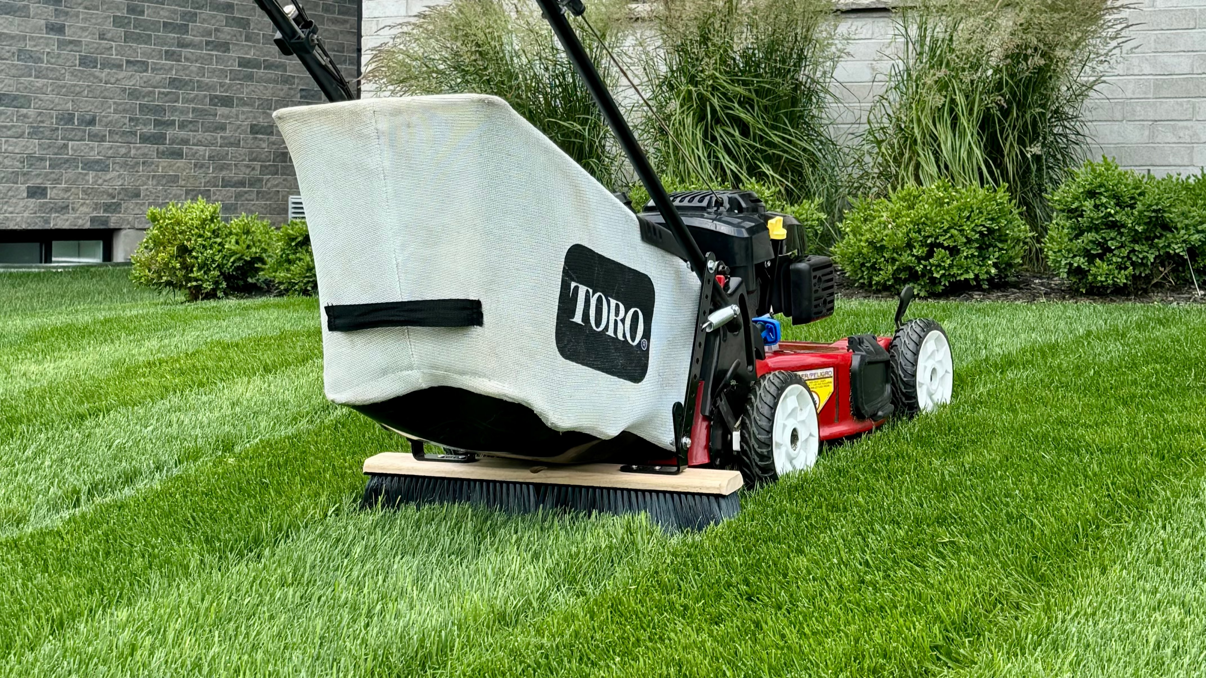toro lawn mower with otl stripe kit
